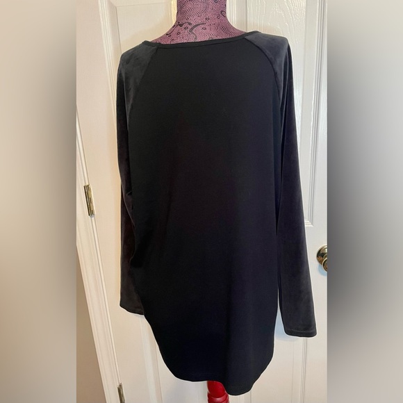 Quacker Factory Black Sweatshirt Velour Sleeves w/Rhinestone Detail Size XL - Picture 4 of 9